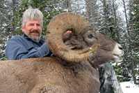 guided big horn sheep hunts, guided sheep hunting wyoming, outfitters wyoming, sheep hunts, ram hunts, hunting big horn sheep rams wy