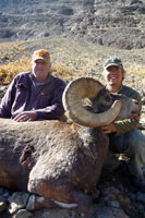 guided big horn sheep hunts, guided sheep hunting wyoming, outfitters wyoming, sheep hunts, ram hunts, hunting big horn sheep rams wy