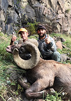 guided big horn sheep hunts, guided sheep hunting wyoming, outfitters wyoming, sheep hunts, ram hunts, hunting big horn sheep rams wy