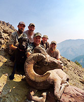 guided big horn sheep hunts, guided sheep hunting wyoming, outfitters wyoming, sheep hunts, ram hunts, hunting big horn sheep rams wy