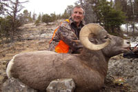 guided big horn sheep hunts, guided sheep hunting wyoming, outfitters wyoming, sheep hunts, ram hunts, hunting big horn sheep rams wy