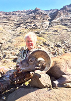 guided big horn sheep hunts, guided sheep hunting wyoming, outfitters wyoming, sheep hunts, ram hunts, hunting big horn sheep rams wy