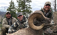 guided big horn sheep hunts, guided sheep hunting wyoming, outfitters wyoming, sheep hunts, ram hunts, hunting big horn sheep rams wy