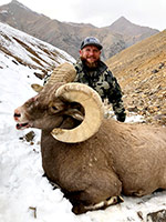 guided big horn sheep hunts, guided sheep hunting wyoming, outfitters wyoming, sheep hunts, ram hunts, hunting big horn sheep rams wy