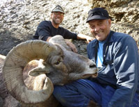 guided big horn sheep hunts, guided sheep hunting wyoming, outfitters wyoming, sheep hunts, ram hunts, hunting big horn sheep rams wy