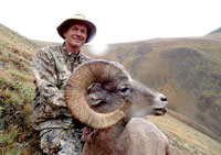 guided big horn sheep hunts, guided sheep hunting wyoming, outfitters wyoming, sheep hunts, ram hunts, hunting big horn sheep rams wy