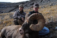 guided big horn sheep hunts, guided sheep hunting wyoming, outfitters wyoming, sheep hunts, ram hunts, hunting big horn sheep rams wy