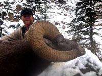 guided big horn sheep hunts, guided sheep hunting wyoming, outfitters wyoming, sheep hunts, ram hunts, hunting big horn sheep rams wy