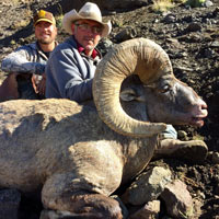 guided big horn sheep hunts, guided sheep hunting wyoming, outfitters wyoming, sheep hunts, ram hunts, hunting big horn sheep rams wy