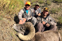 guided big horn sheep hunts, guided sheep hunting wyoming, outfitters wyoming, sheep hunts, ram hunts, hunting big horn sheep rams wy