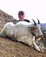 guided big horn sheep hunts, guided sheep hunting wyoming, outfitters wyoming, sheep hunts, ram hunts, hunting big horn sheep rams wy