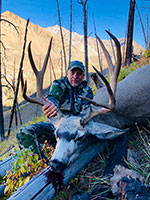 guided mule deer hunts wyoming, mule deer hunts, guided hunts wyoming, mule deer hunting