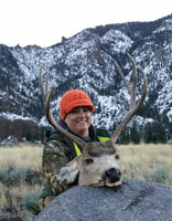 guided mule deer hunts wyoming, mule deer hunts, guided hunts wyoming, mule deer hunting