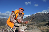 guided mule deer hunts wyoming, mule deer hunts, guided hunts wyoming, mule deer hunting