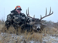 guided mule deer hunts wyoming, mule deer hunts, guided hunts wyoming, mule deer hunting